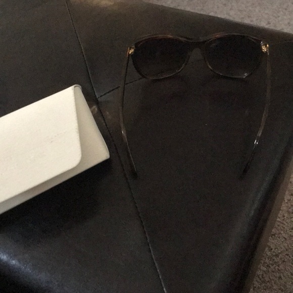 Michael Kors sunglasses - Picture 3 of 4
